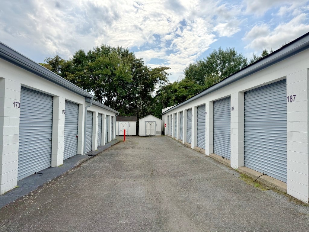 Outdoor Vehicle Parking Bays